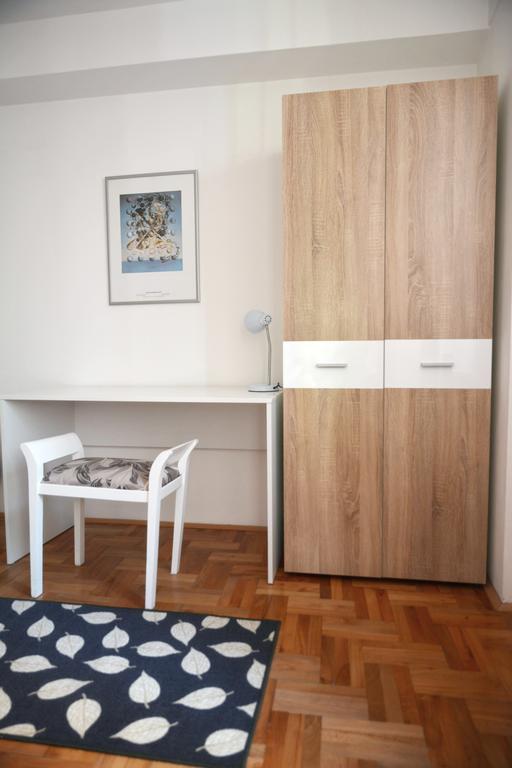 Trident Apartments Ni Esterno foto